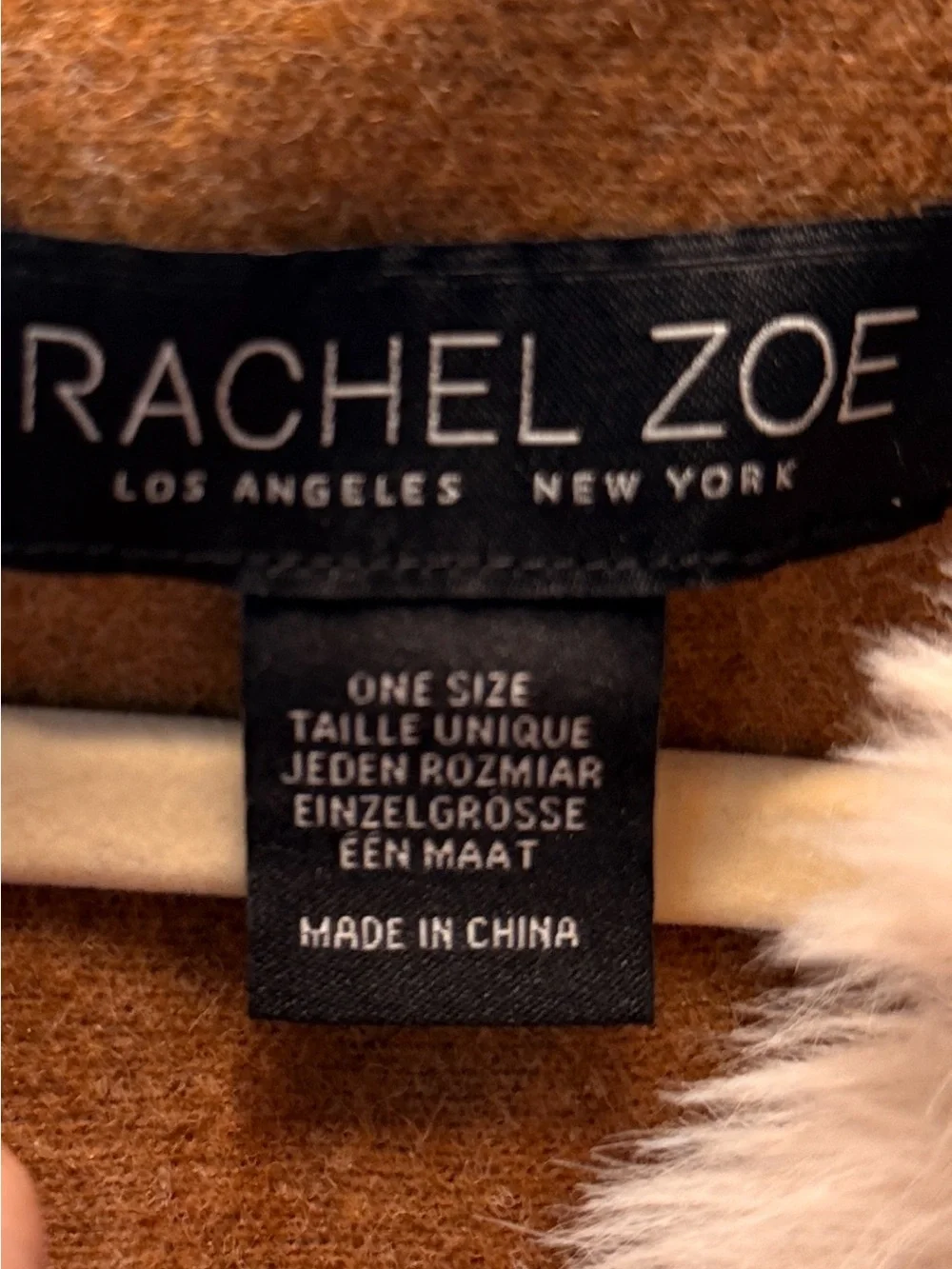 Rachel Zoë Cream/Ivory Cape trimmed in Faux Fur - Picture 3 of 14